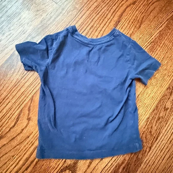 GAP Kids Short Sleeve Tees - Gray, Dark Gray, Navy - Size 2t - Picture 5 of 6